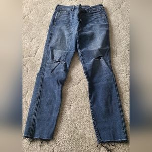 Old Navy Extra High Rise Rockstar Super Skinny Jeans